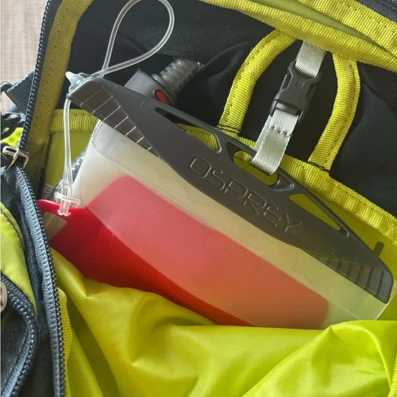 Osprey Syncro 12 Gray Blue Backpack - Picture 4 of 6